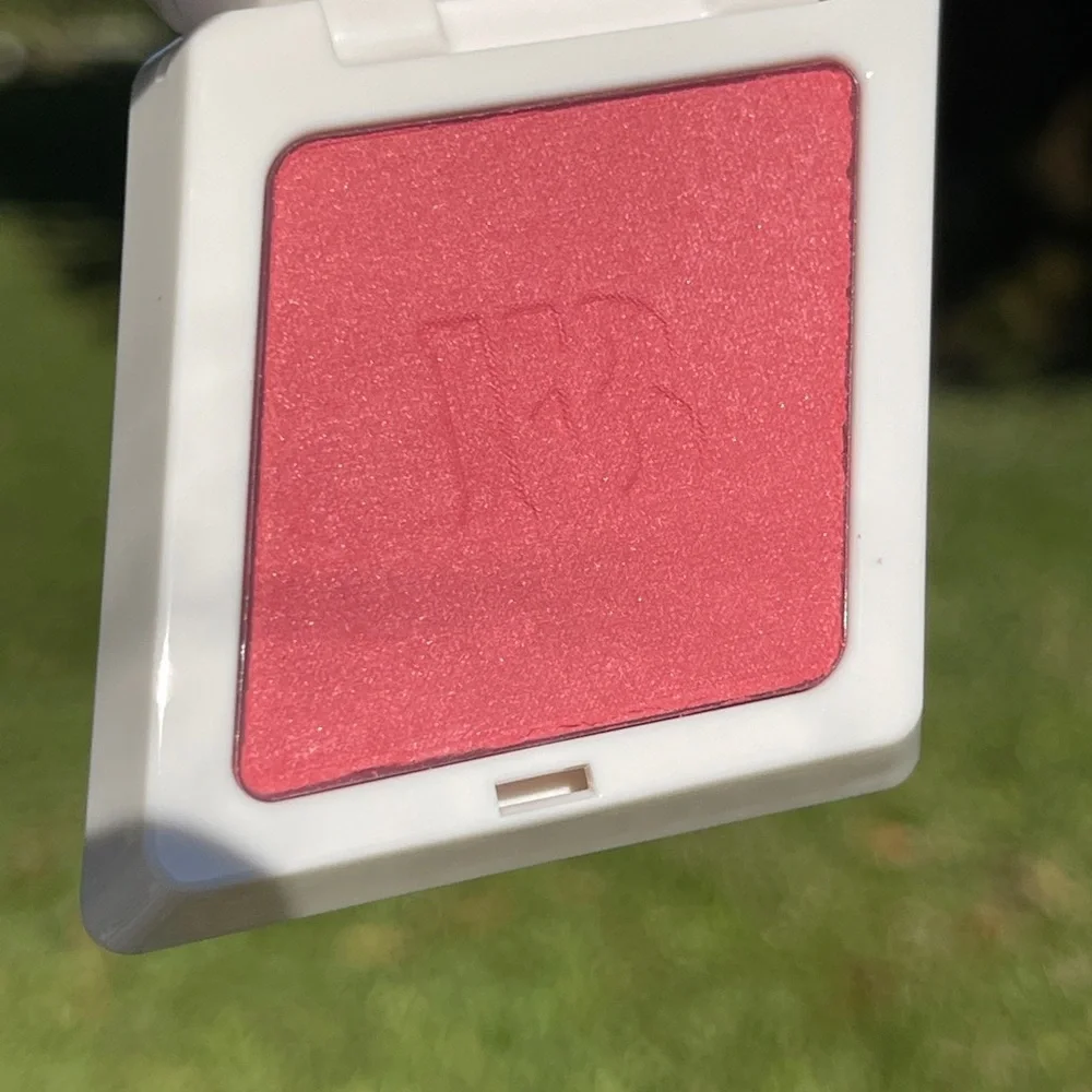 FENTY BEAUTY Fenty Cheek Suede Powder Blush In Petal Poppin’ (Baby Pink)